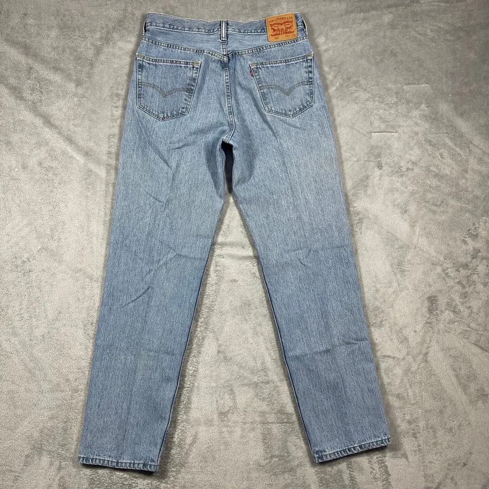 Levi's 505 Jeans‎ Mens 34(32)x36(34) Light Wash Blue Straight Leg Regular Fit